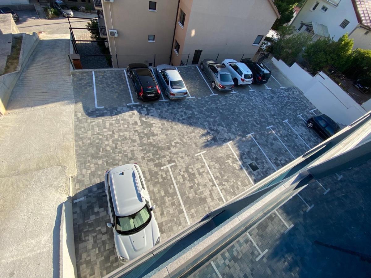 لوكفا روجوزنيكا Apartments Elena المظهر الخارجي الصورة